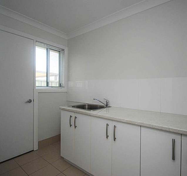 12 Hazelwood Drive FOREST HILL 7