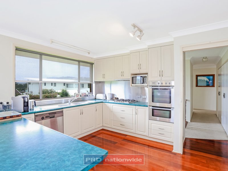 12 Headland Road SAPPHIRE BEACH 3
