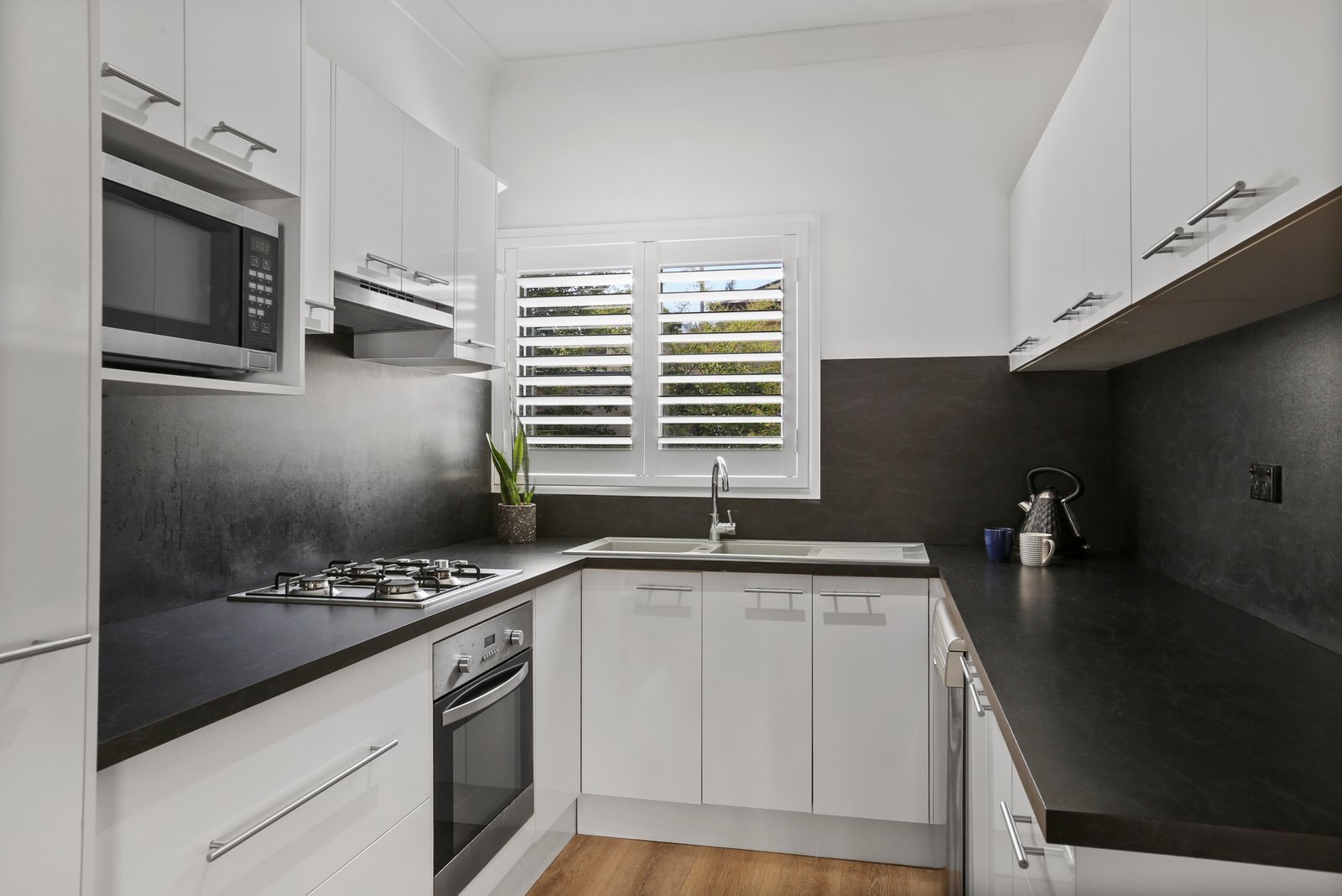 12 Heininger Street DAPTO 3