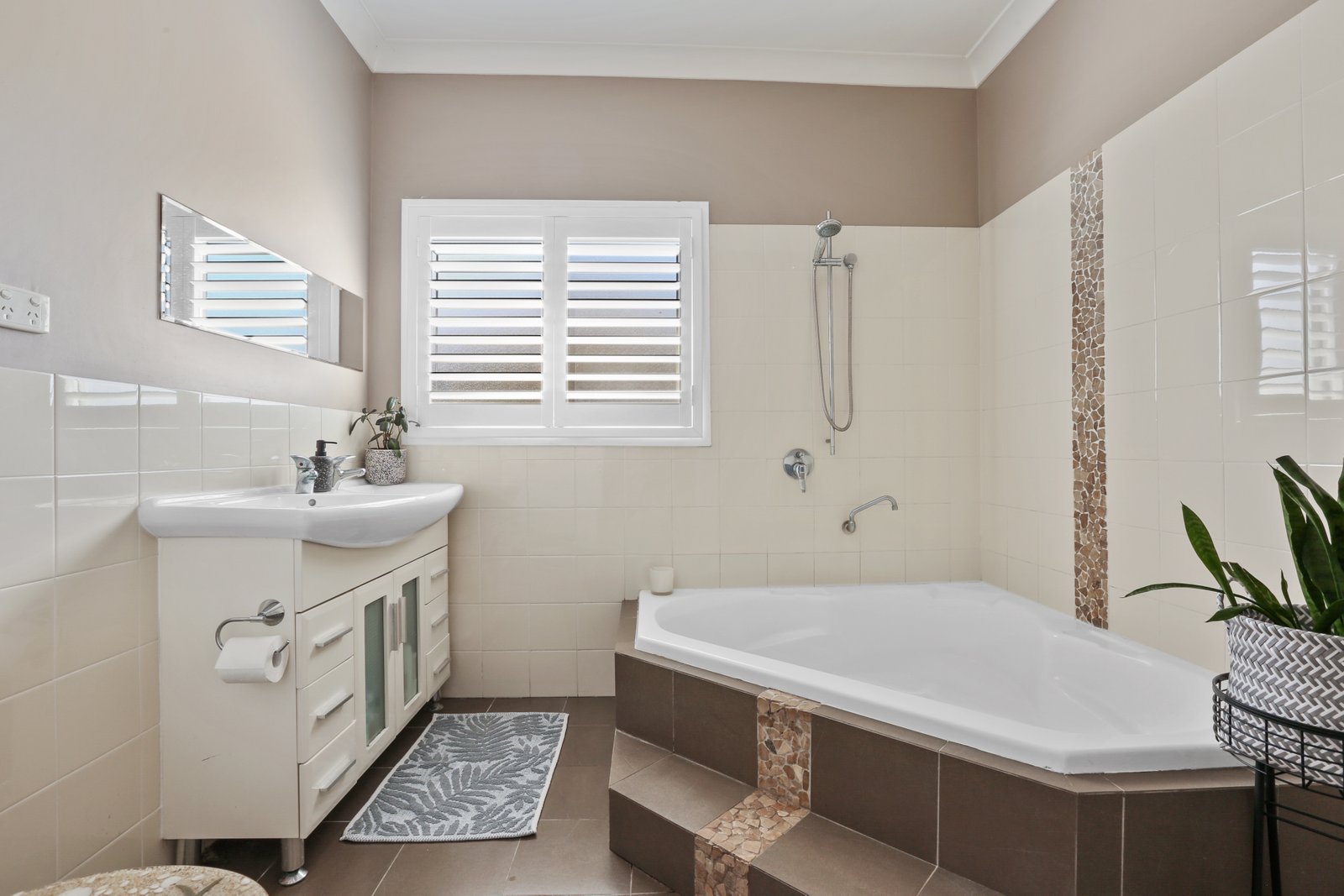 12 Heininger Street DAPTO 5