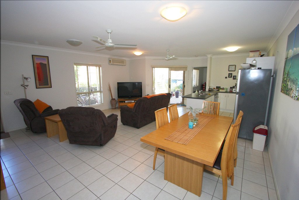 1/2 Hellman Street MOLENDINAR 3