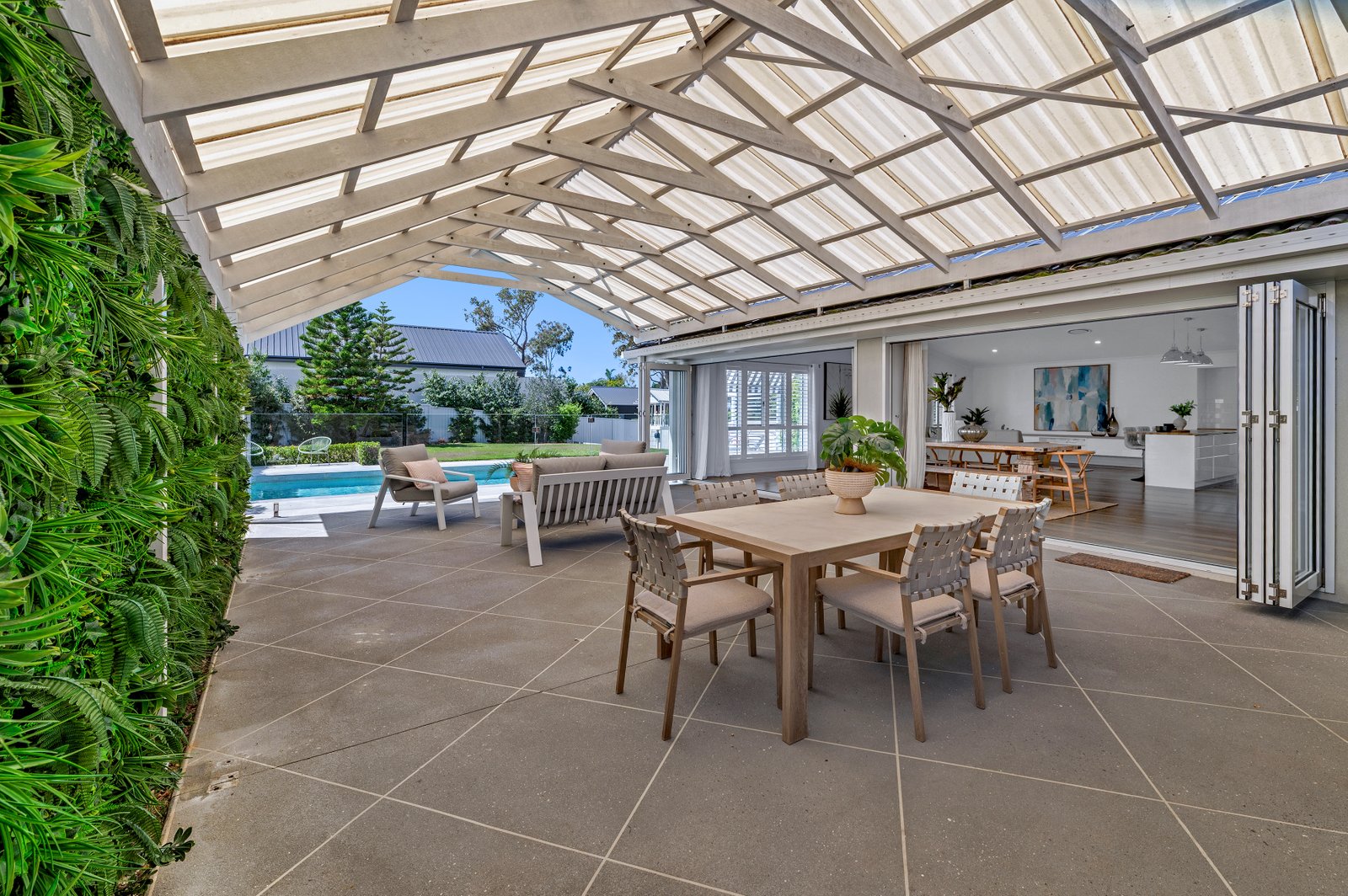 12 Hermitage Close ASHMORE 5