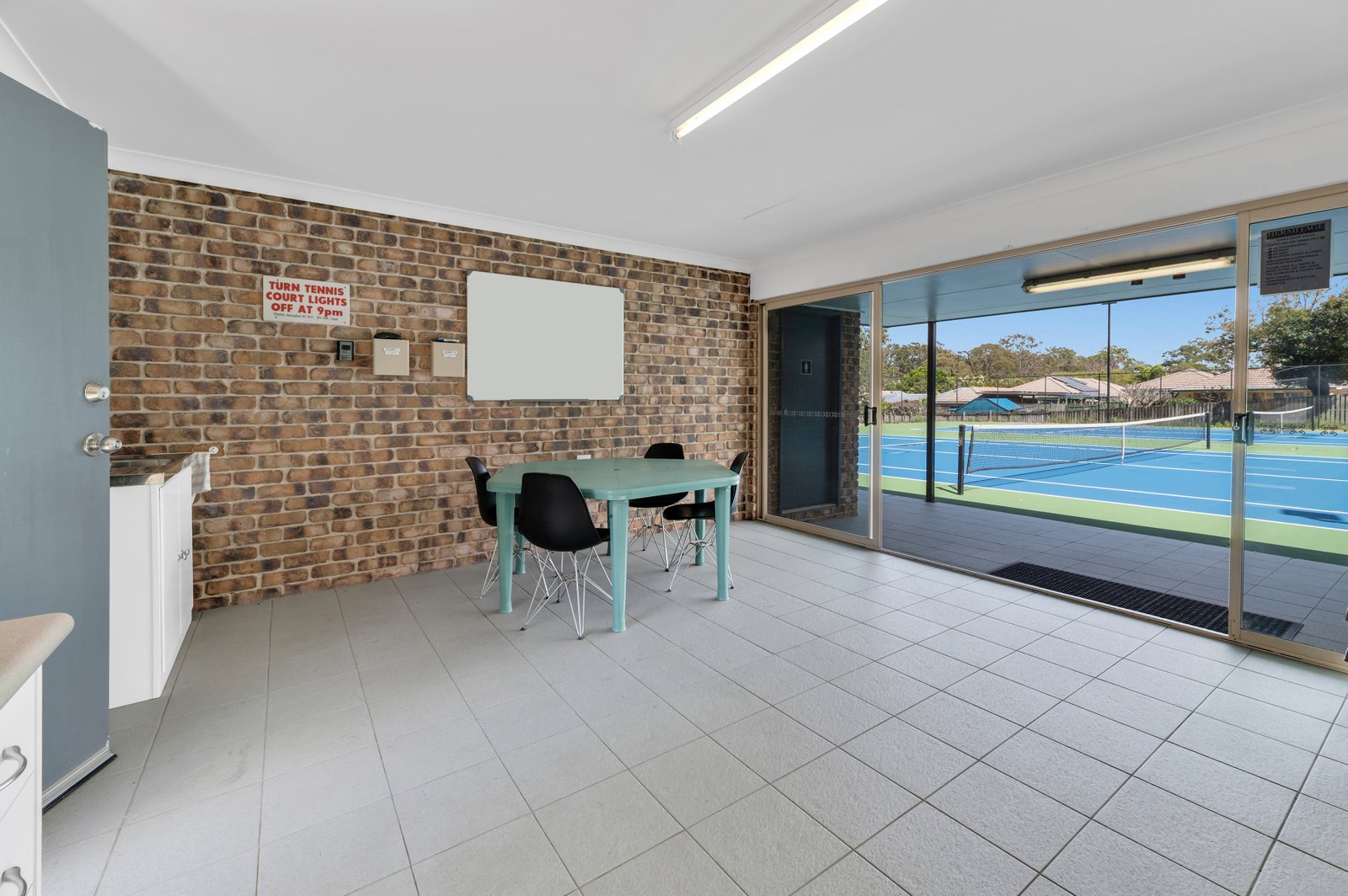 12 Hermitage Close ASHMORE 28