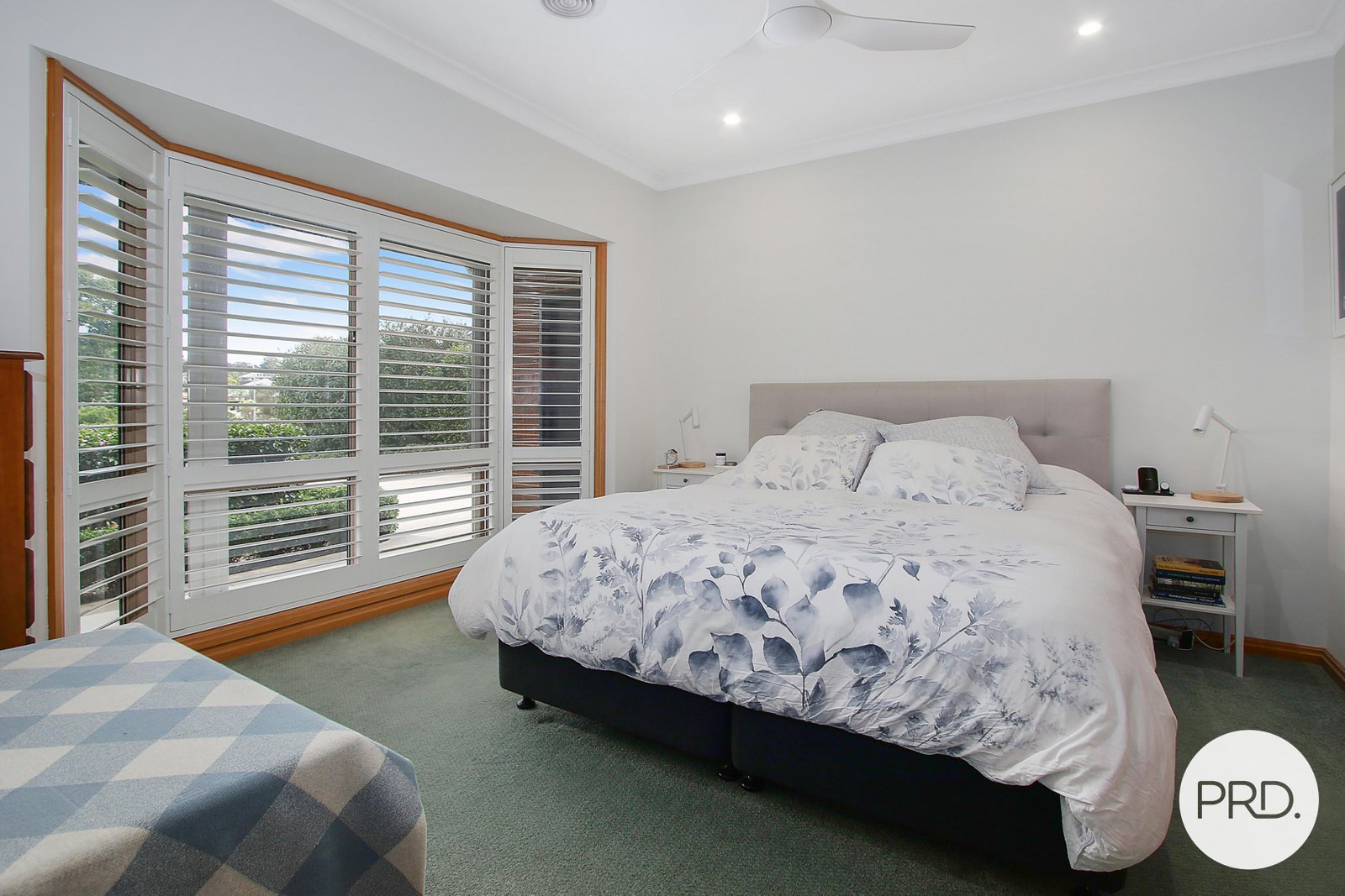 12 Highgrove Place WEST ALBURY 5