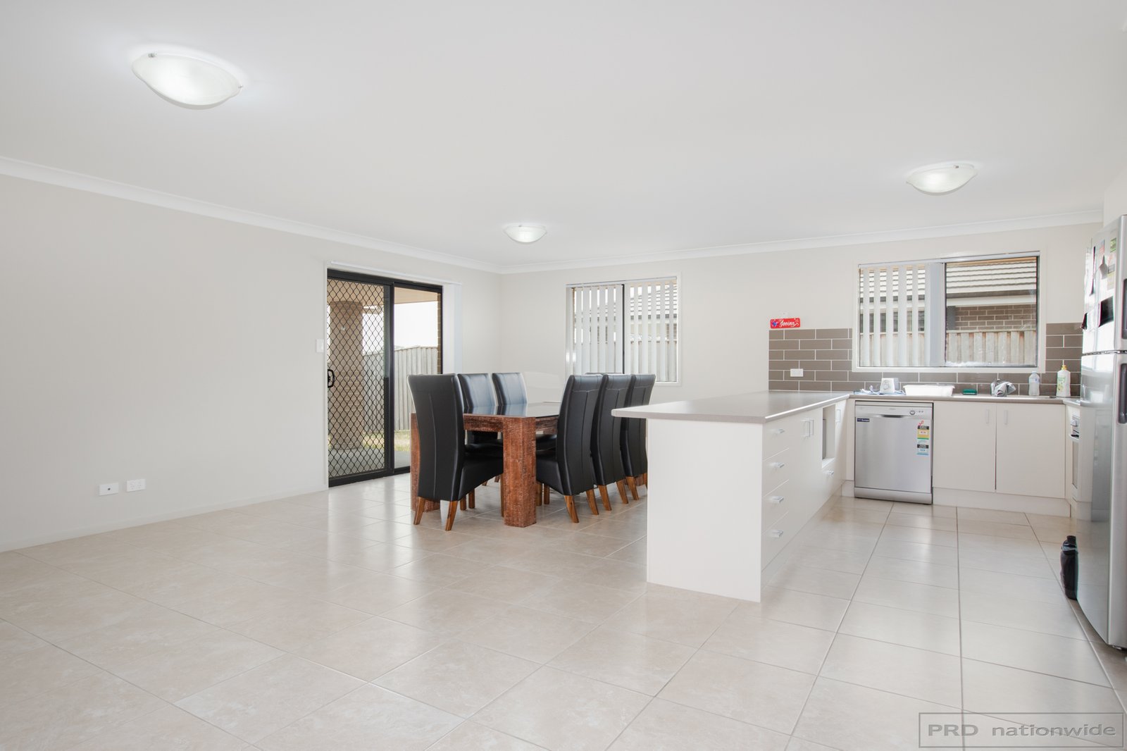 12 Holland Circuit GILLIESTON HEIGHTS 6