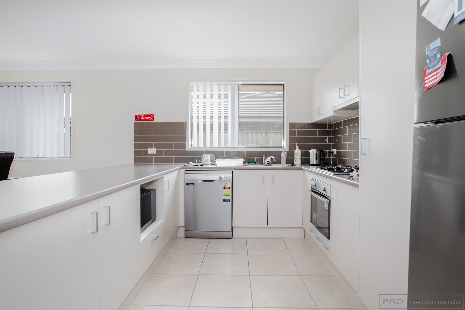 12 Holland Circuit GILLIESTON HEIGHTS 7