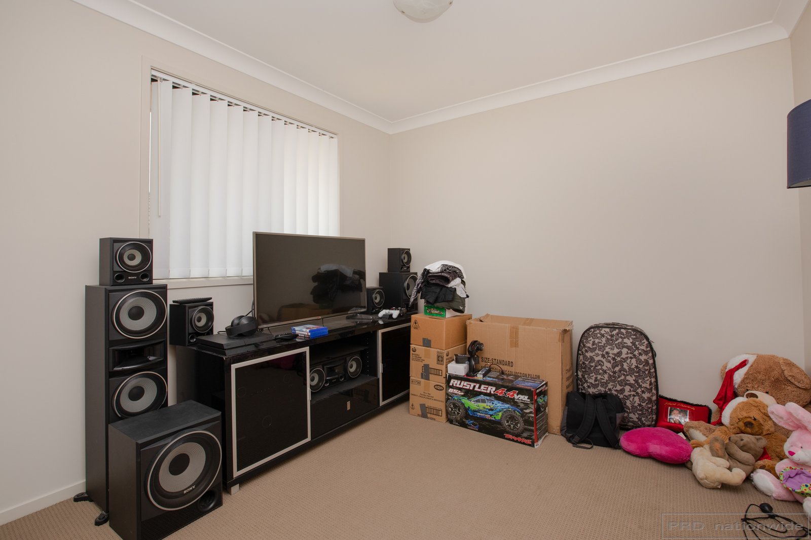 12 Holland Circuit GILLIESTON HEIGHTS 16