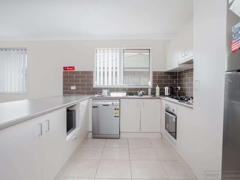 12 Holland Circuit GILLIESTON HEIGHTS 5