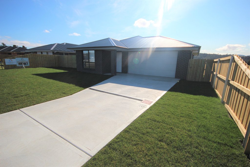 12 Hollingsworth Street BRIGHTON 2