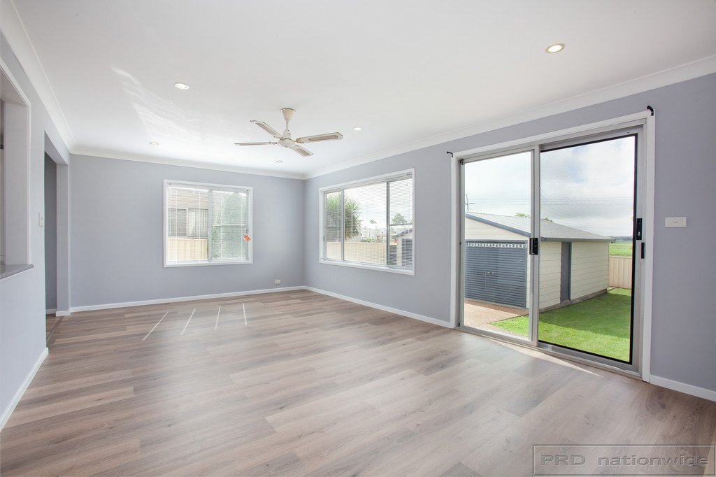 12 Homebush Dr  WOODBERRY 8