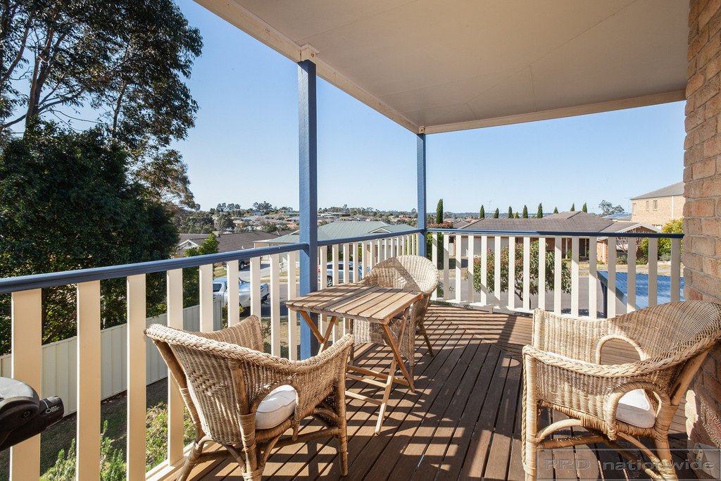 12 Honeyoak Drive ABERGLASSLYN 2