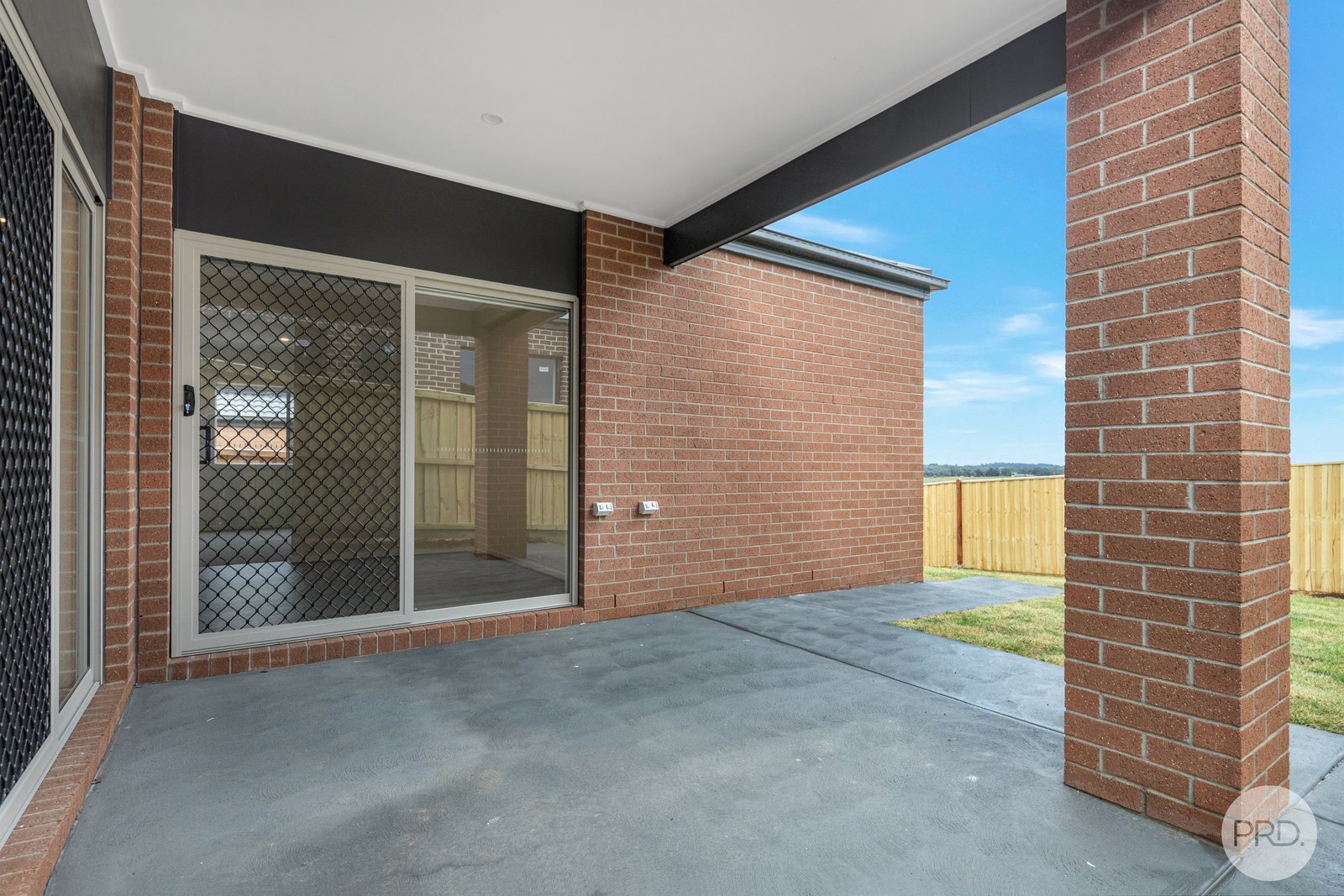 12 Hotchkiss Way SMYTHES CREEK 14