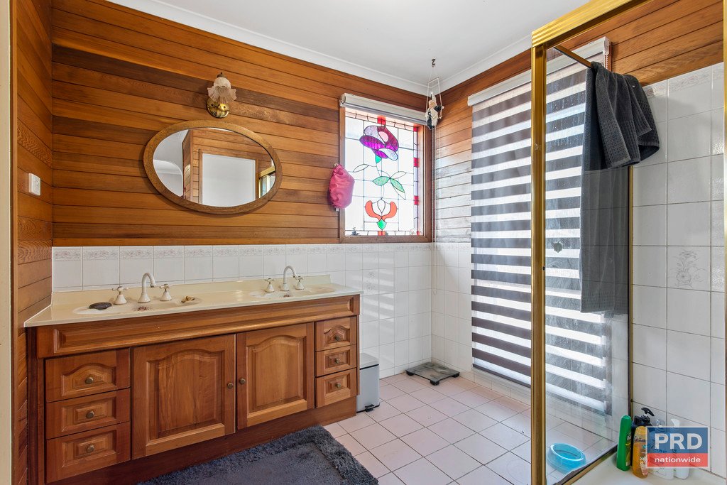 12 Houlahan Street FLORA HILL 13