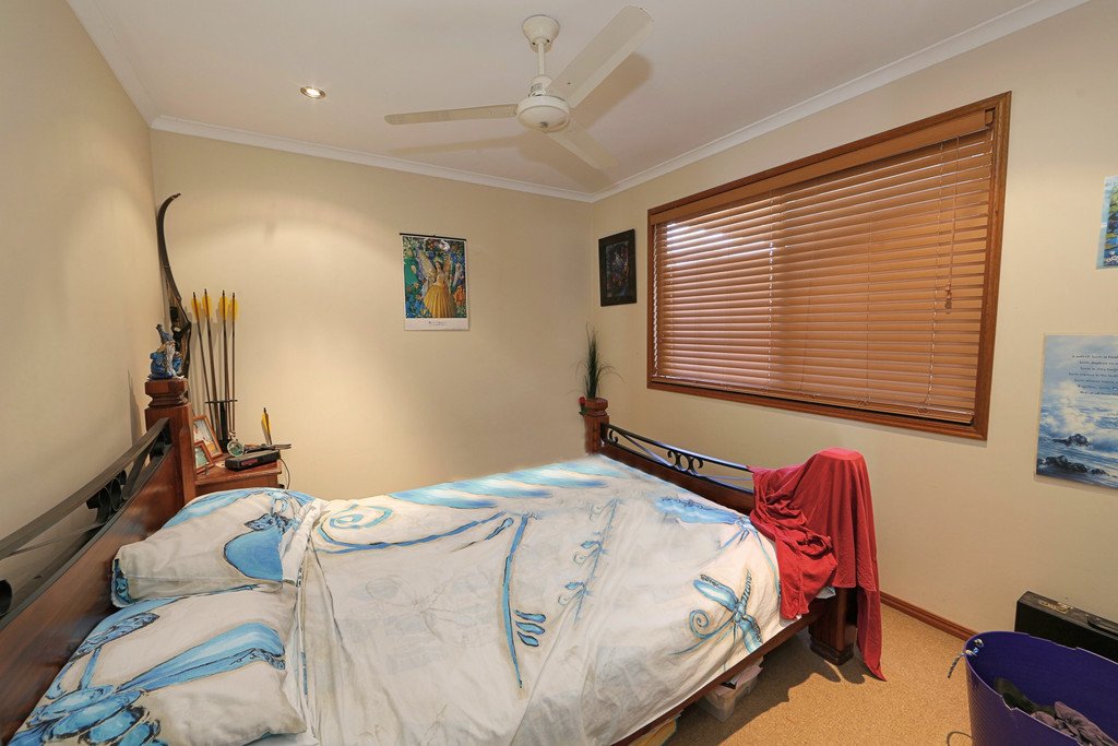 12 Howlett Street URANGAN 13