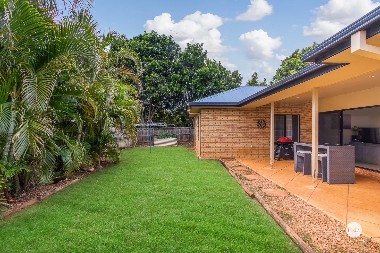 12 HUNTLY Place REDLAND BAY 12