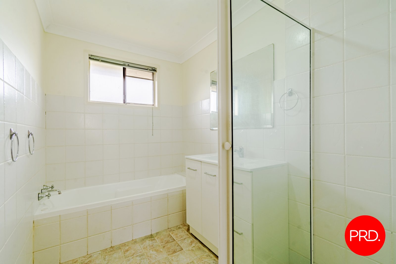 12 Hyacinth Avenue MACQUARIE FIELDS 10