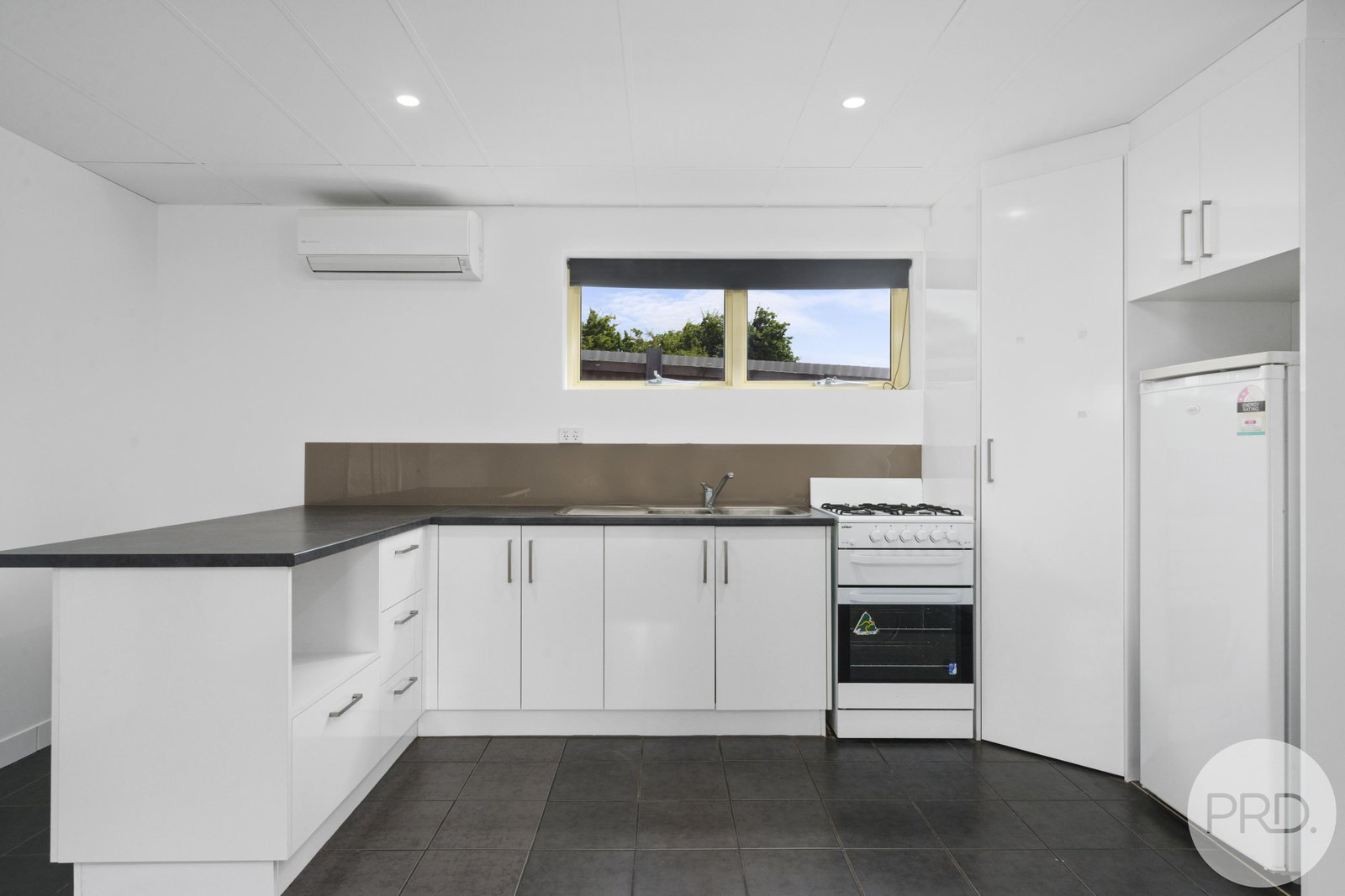 12 Iden Road BAGDAD 4