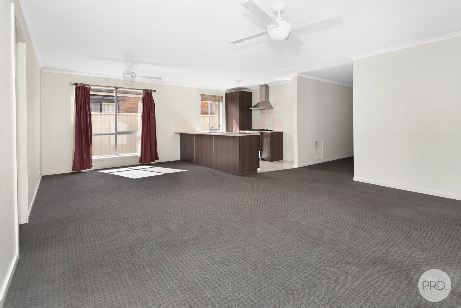 12 Indiana Drive DELACOMBE 4