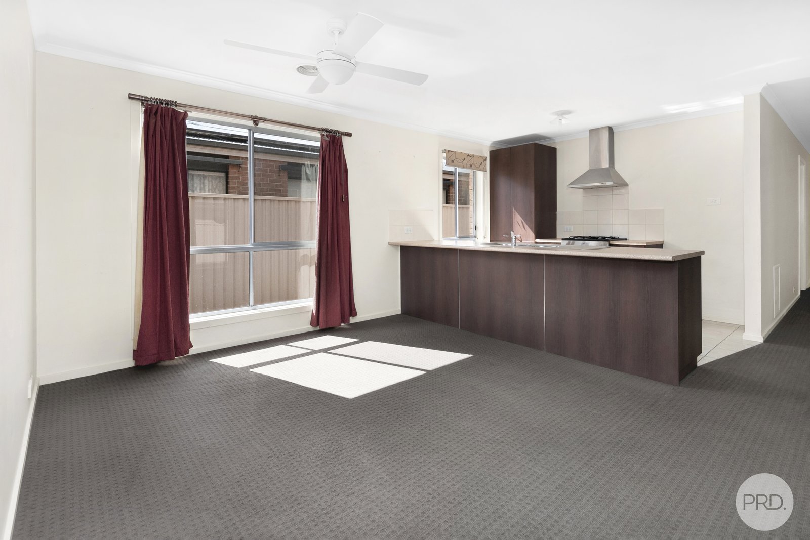12 Indiana Drive DELACOMBE 5