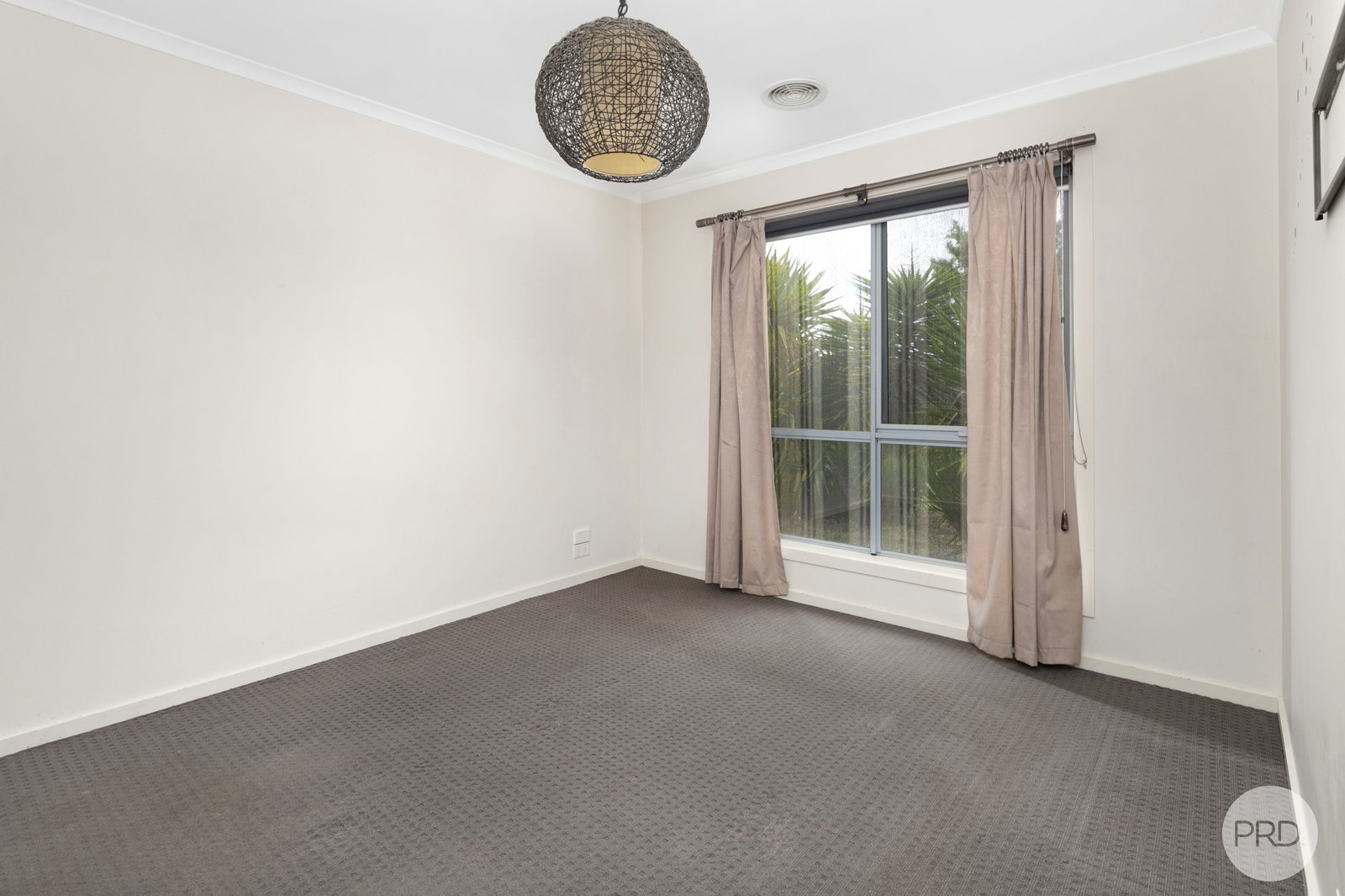 12 Indiana Drive DELACOMBE 7