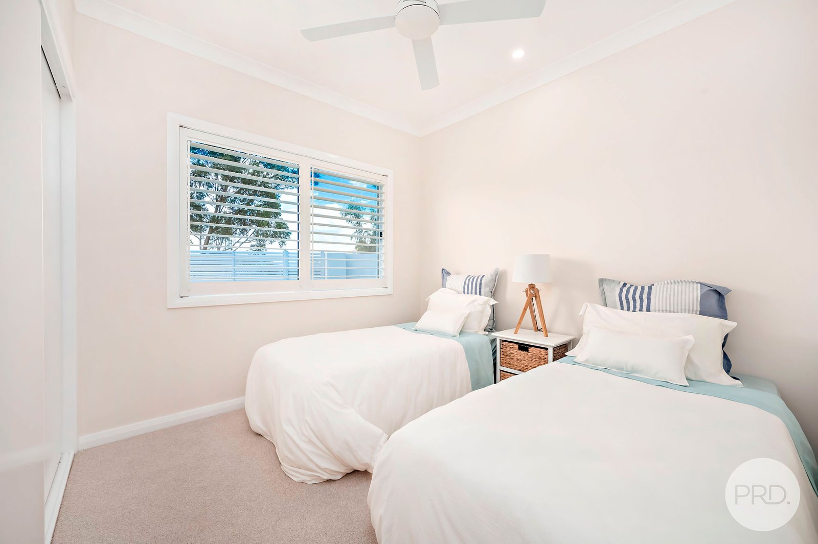 12 Inlet Close SALAMANDER BAY 16