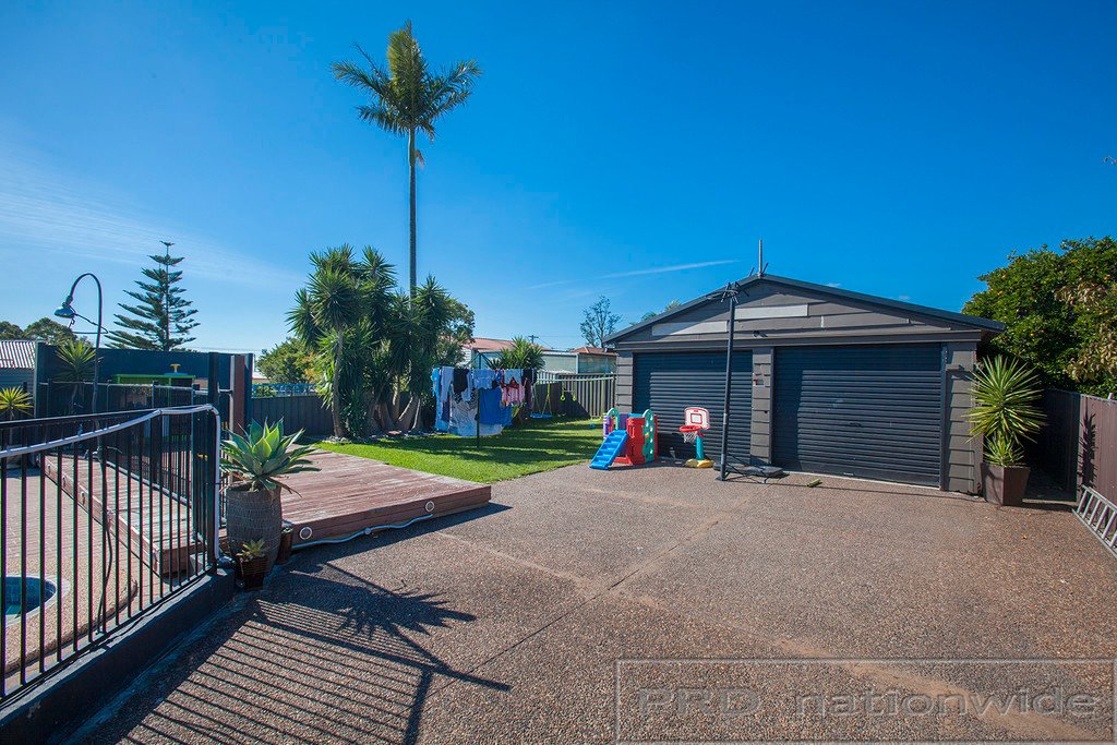 12 Irving Street BERESFIELD 16