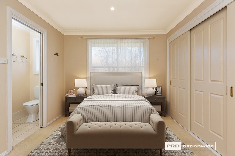 12 James Place TAMWORTH 4