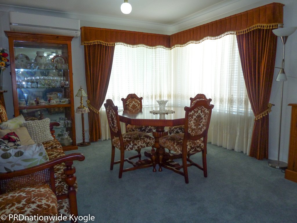 12 James Street GENEVA 10