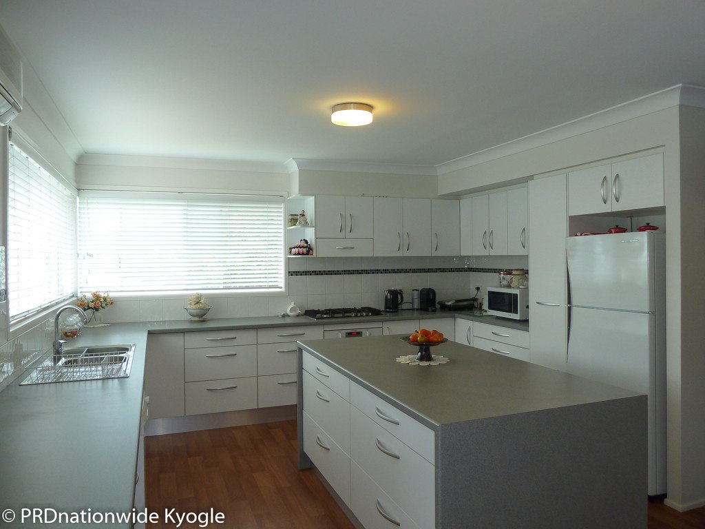 12 James Street GENEVA 15