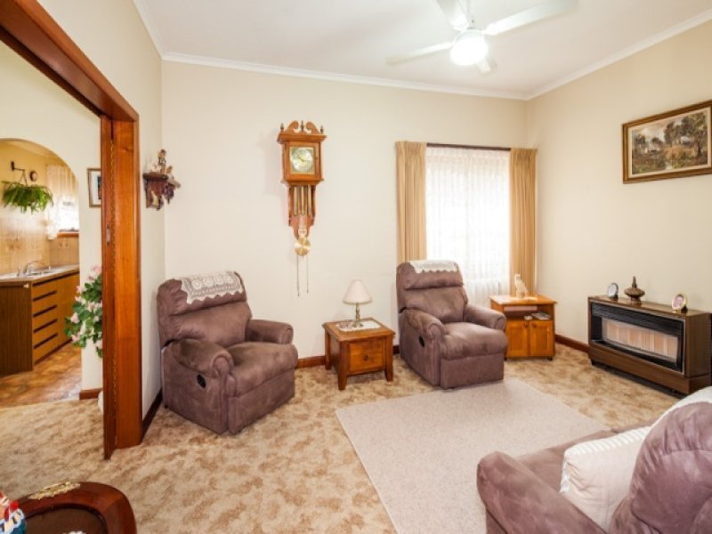 12 James Street GOLDEN POINT 3