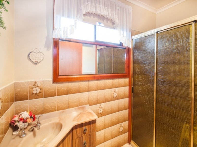 12 James Street GOLDEN POINT 8