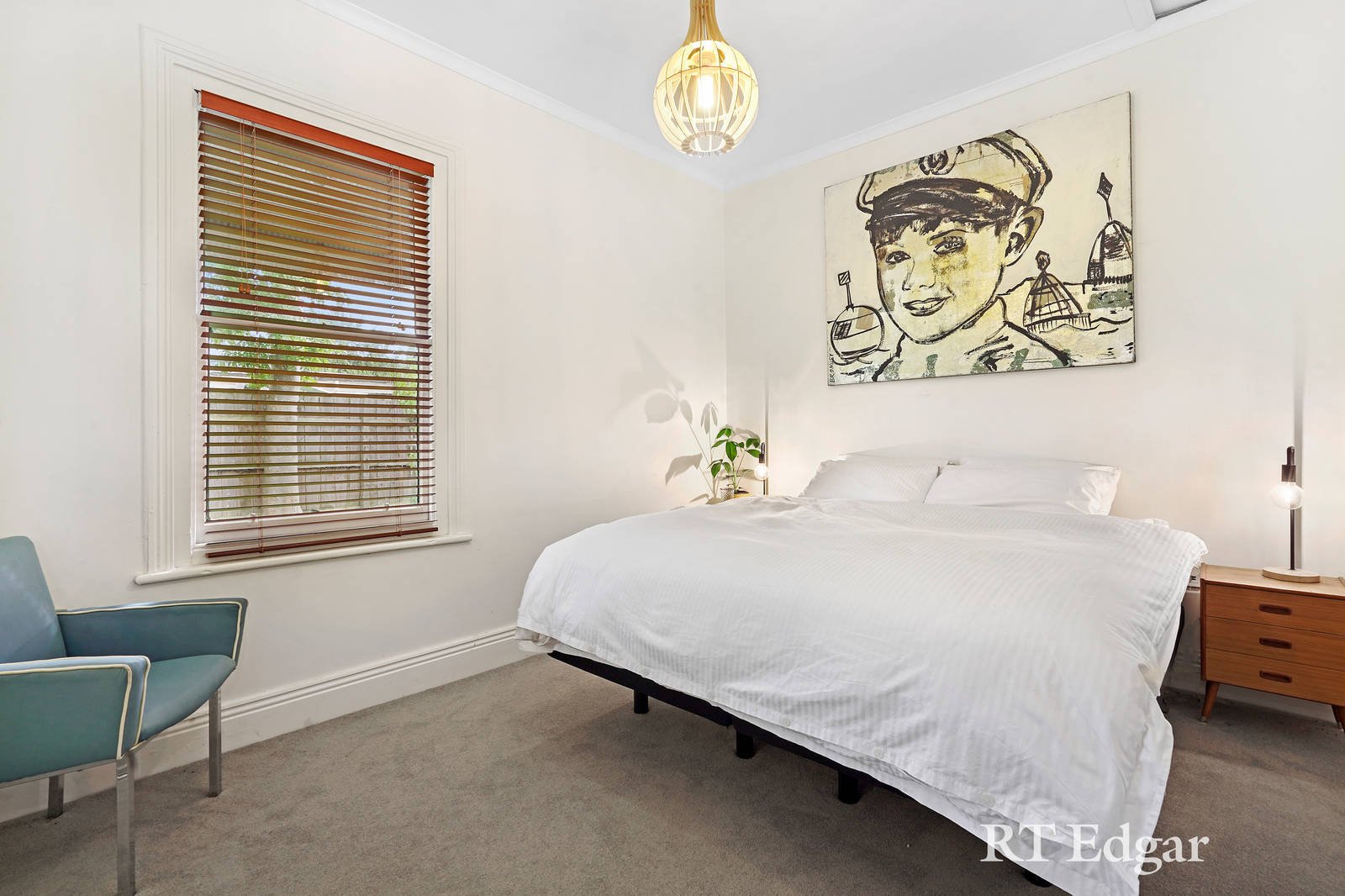 Real Estate and Property in 12 Jeffreys Street, Woodend, VIC