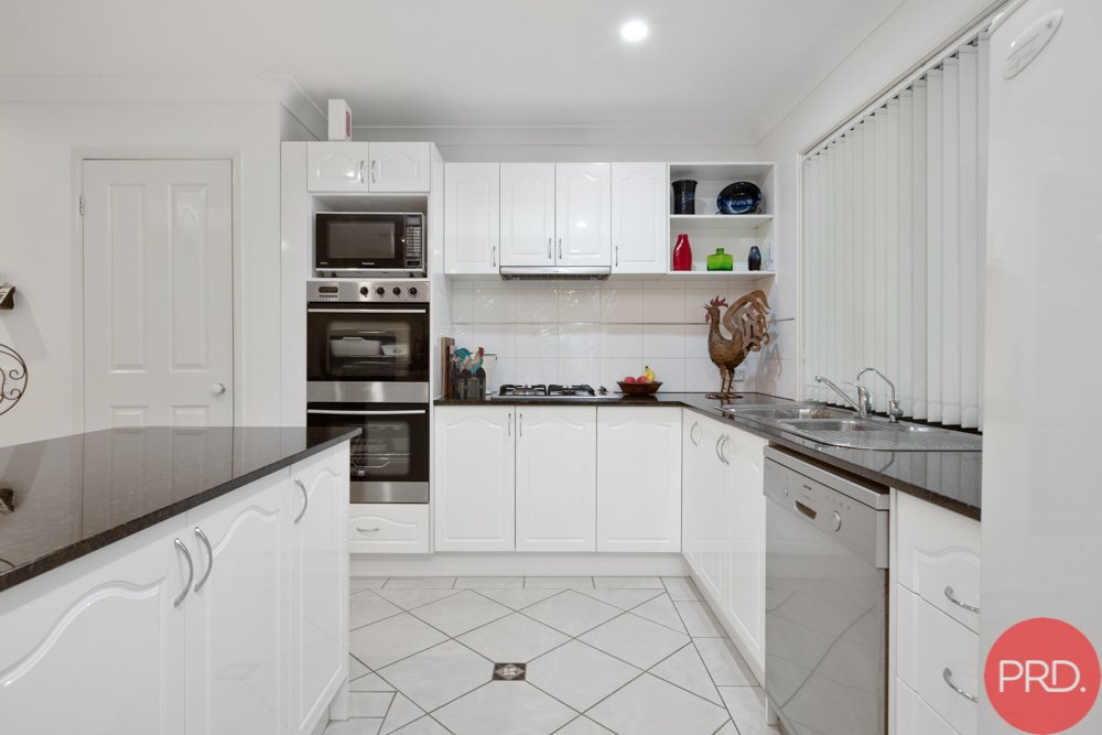 12 Jenna Drive RAWORTH 7