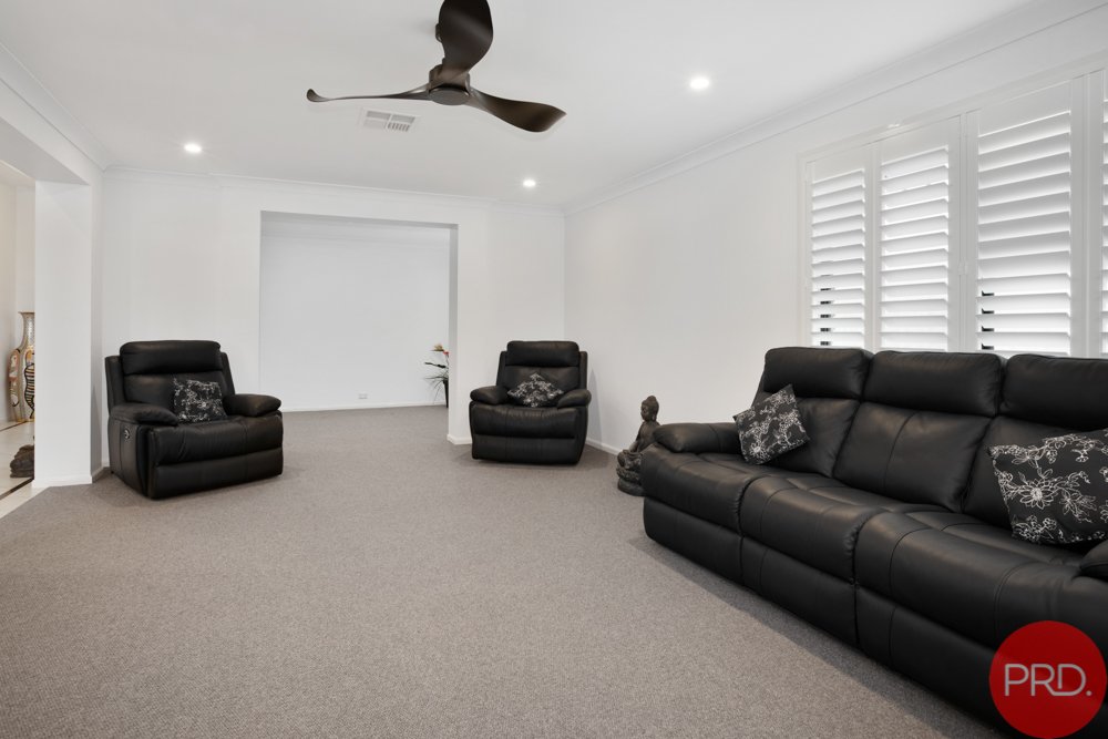 12 Jenna Drive RAWORTH 8