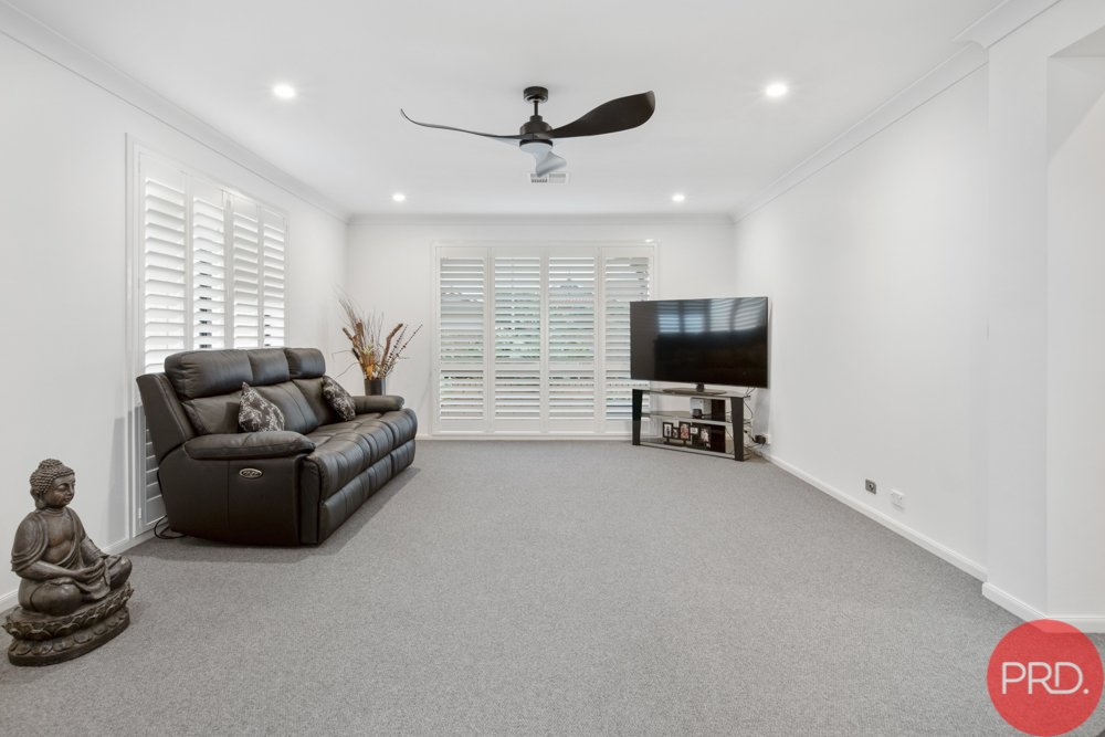 12 Jenna Drive RAWORTH 9