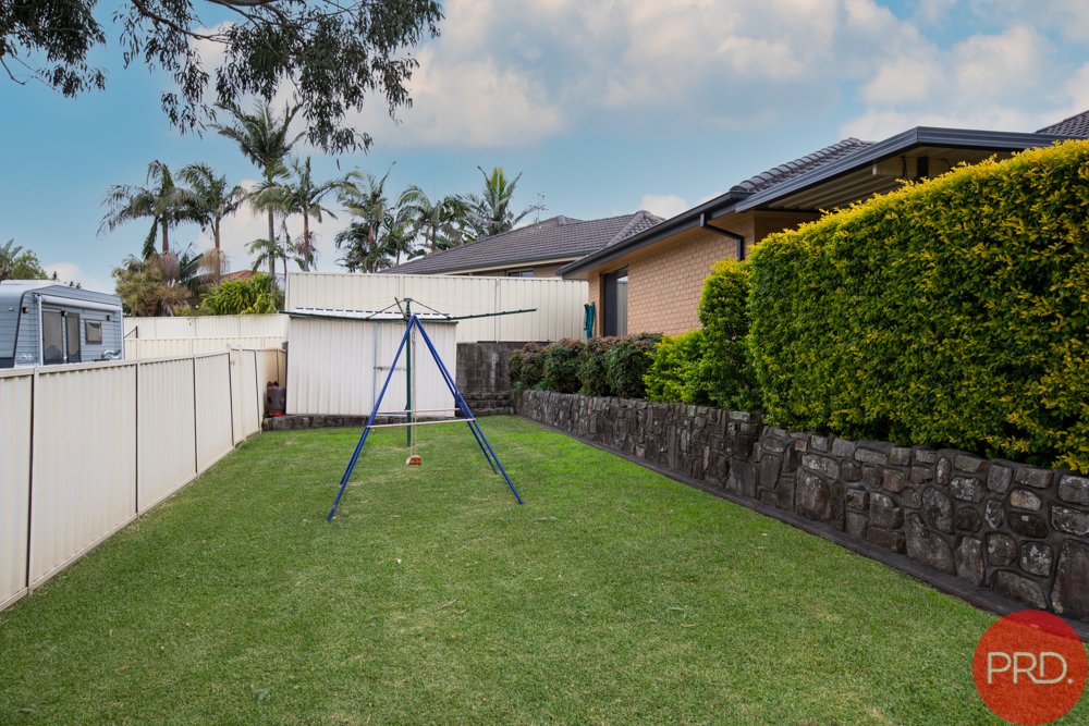 12 Jenna Drive RAWORTH 21