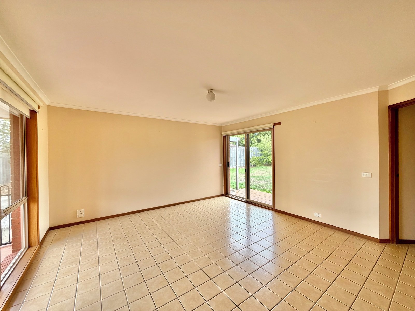 Gallery: 12 Jenolan Avenue
