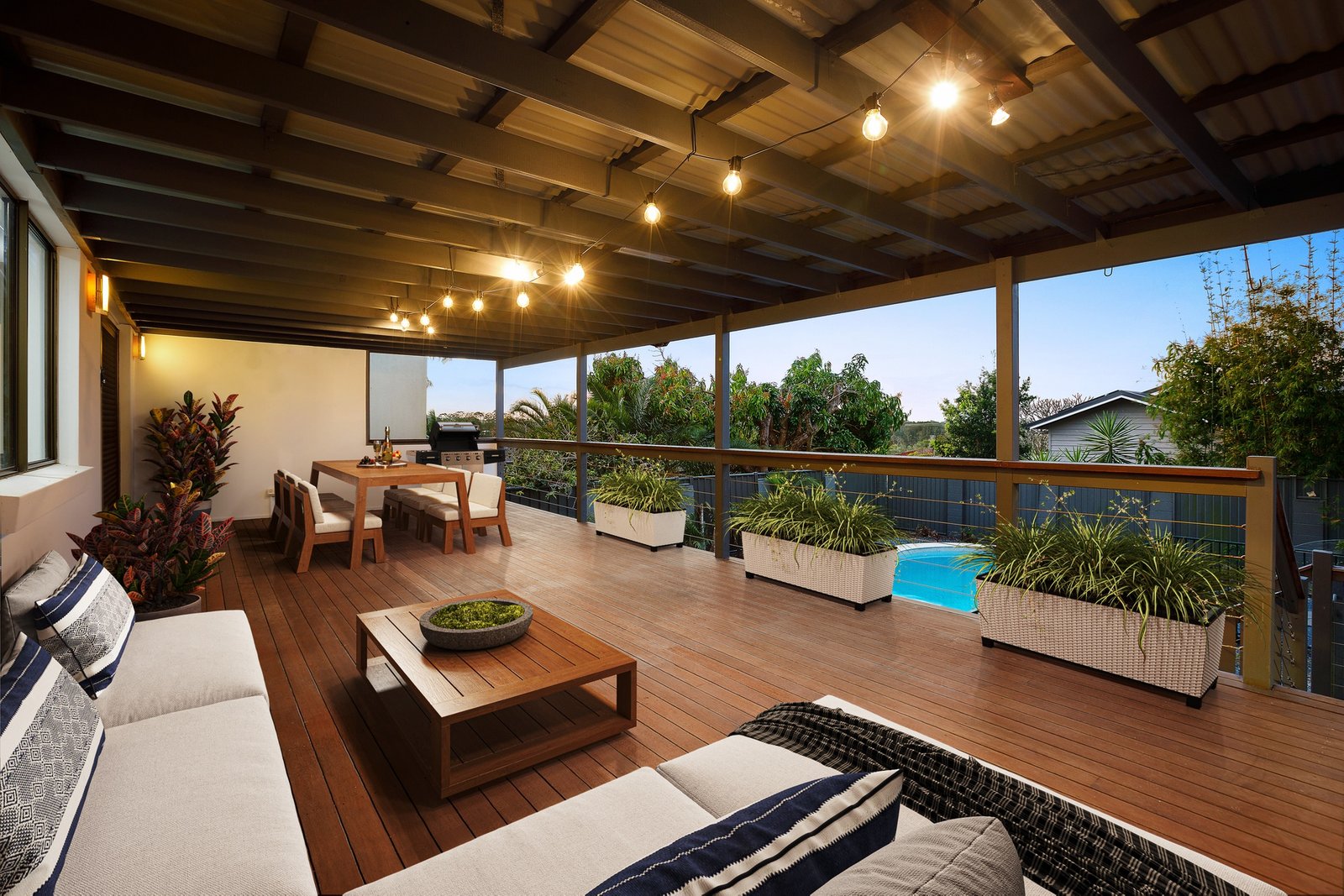 12 Jingella Street HOPE ISLAND 3