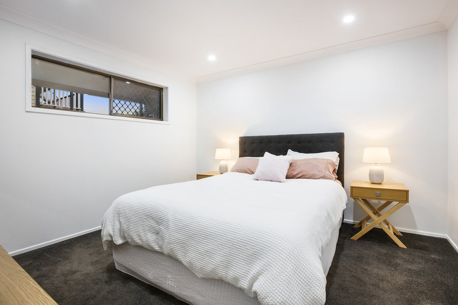 12 Jingella Street HOPE ISLAND 8