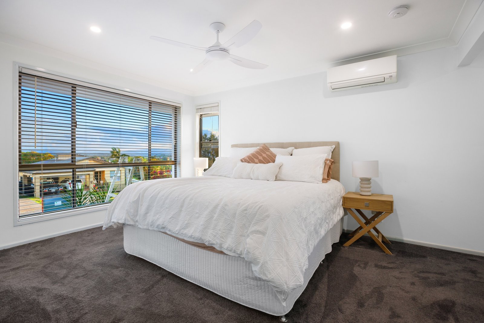 12 Jingella Street HOPE ISLAND 11