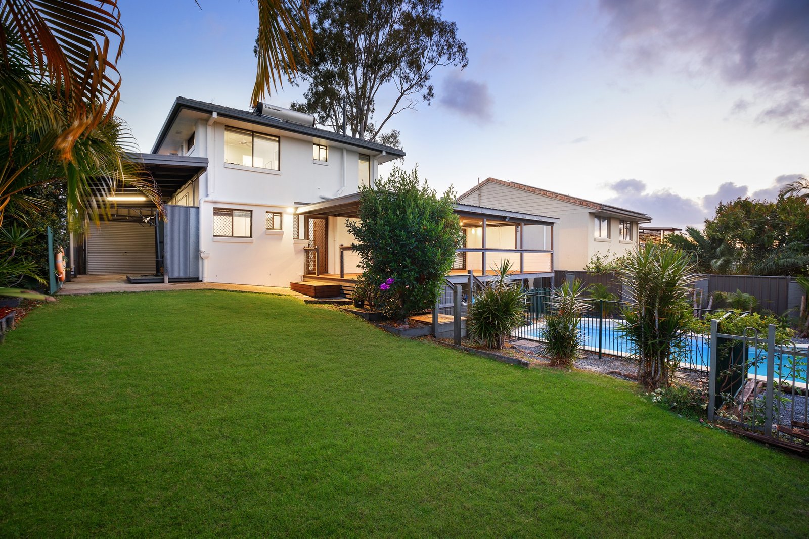 12 Jingella Street HOPE ISLAND 17