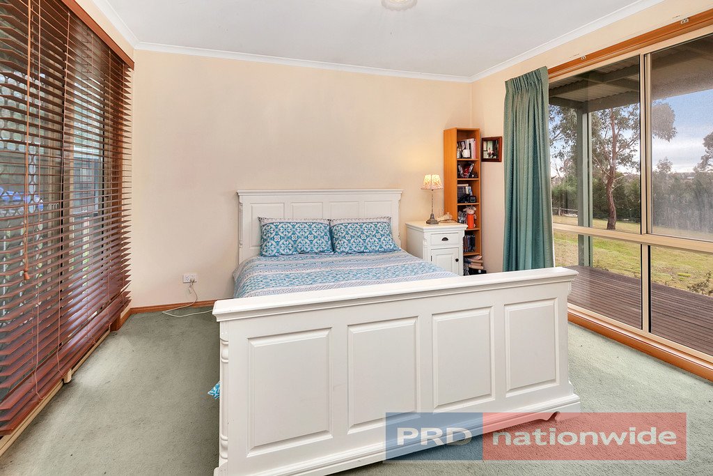 12 Jones Road CRESWICK 5