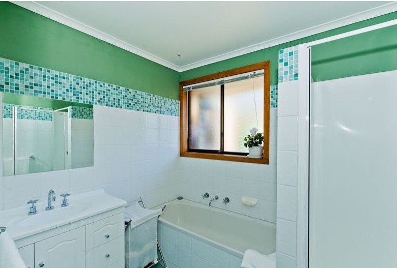 12 Kallay Court BERRIEDALE 5