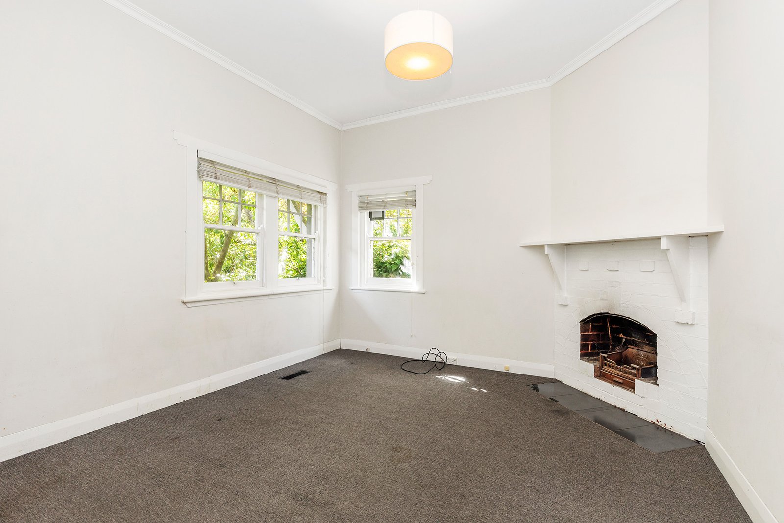 Real Estate and Property in 12 Kardinia Road, Glen Iris, VIC