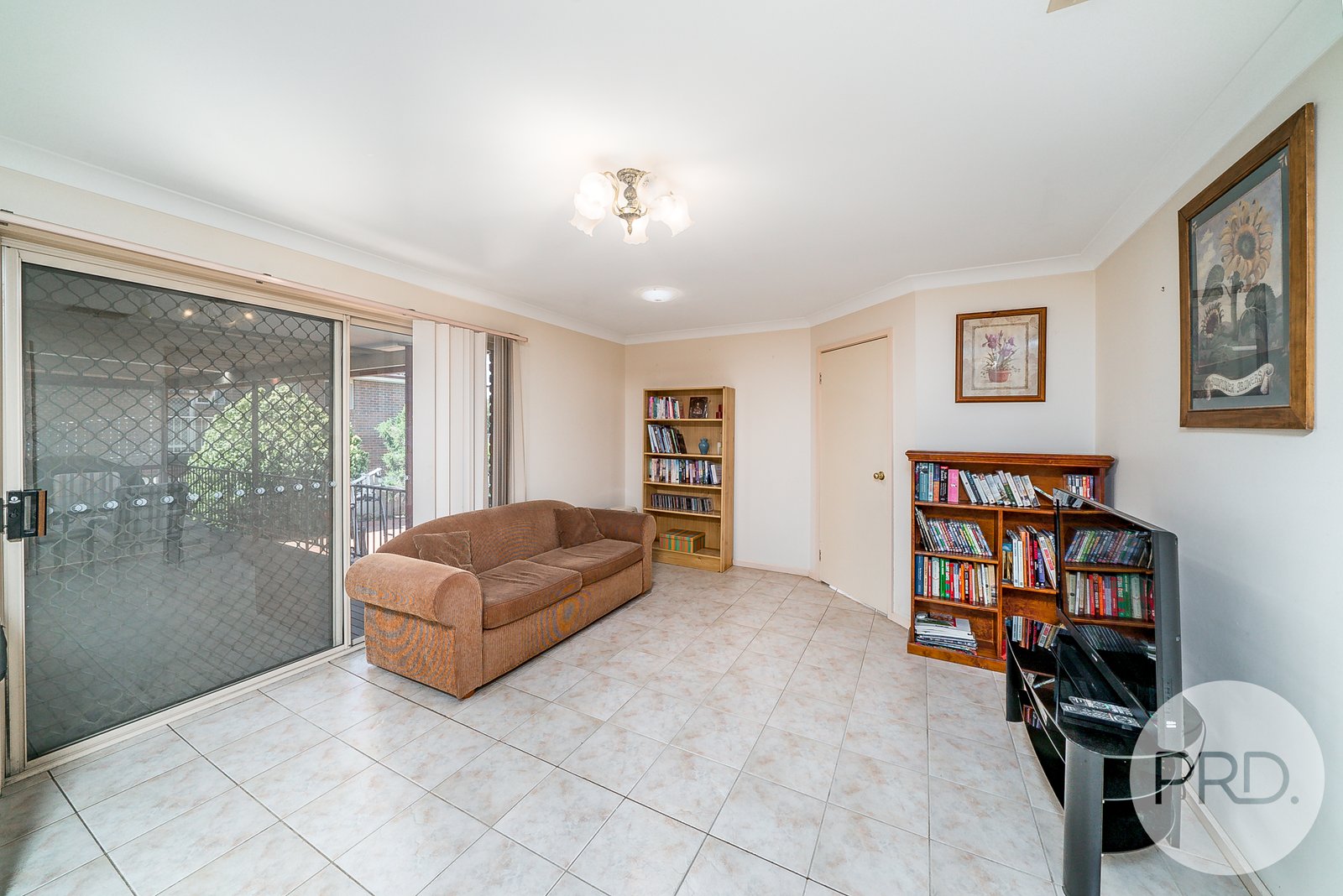 12 Keane Place KOORINGAL 8
