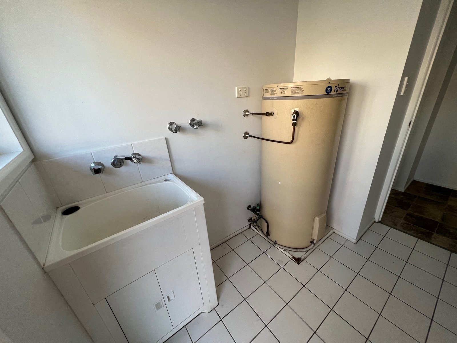12 KEATING Street TANNUM SANDS 11