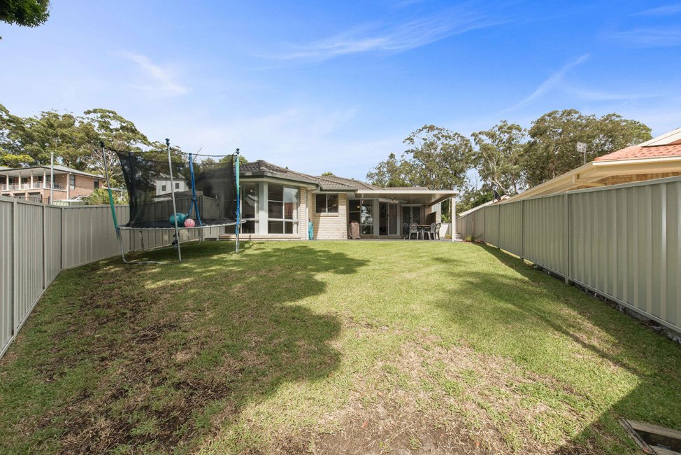 12 Kelvin Grove NELSON BAY 16
