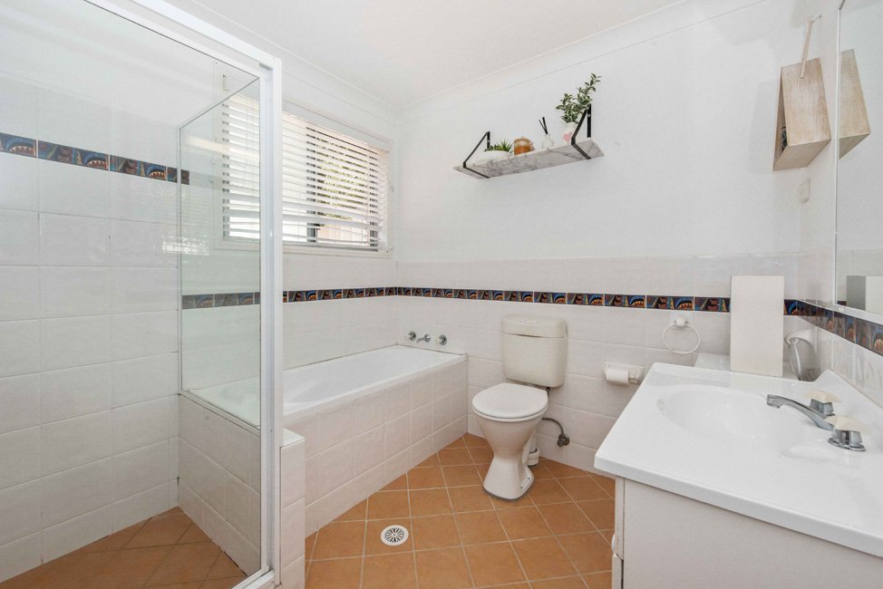 12 Kelvin Grove NELSON BAY 24