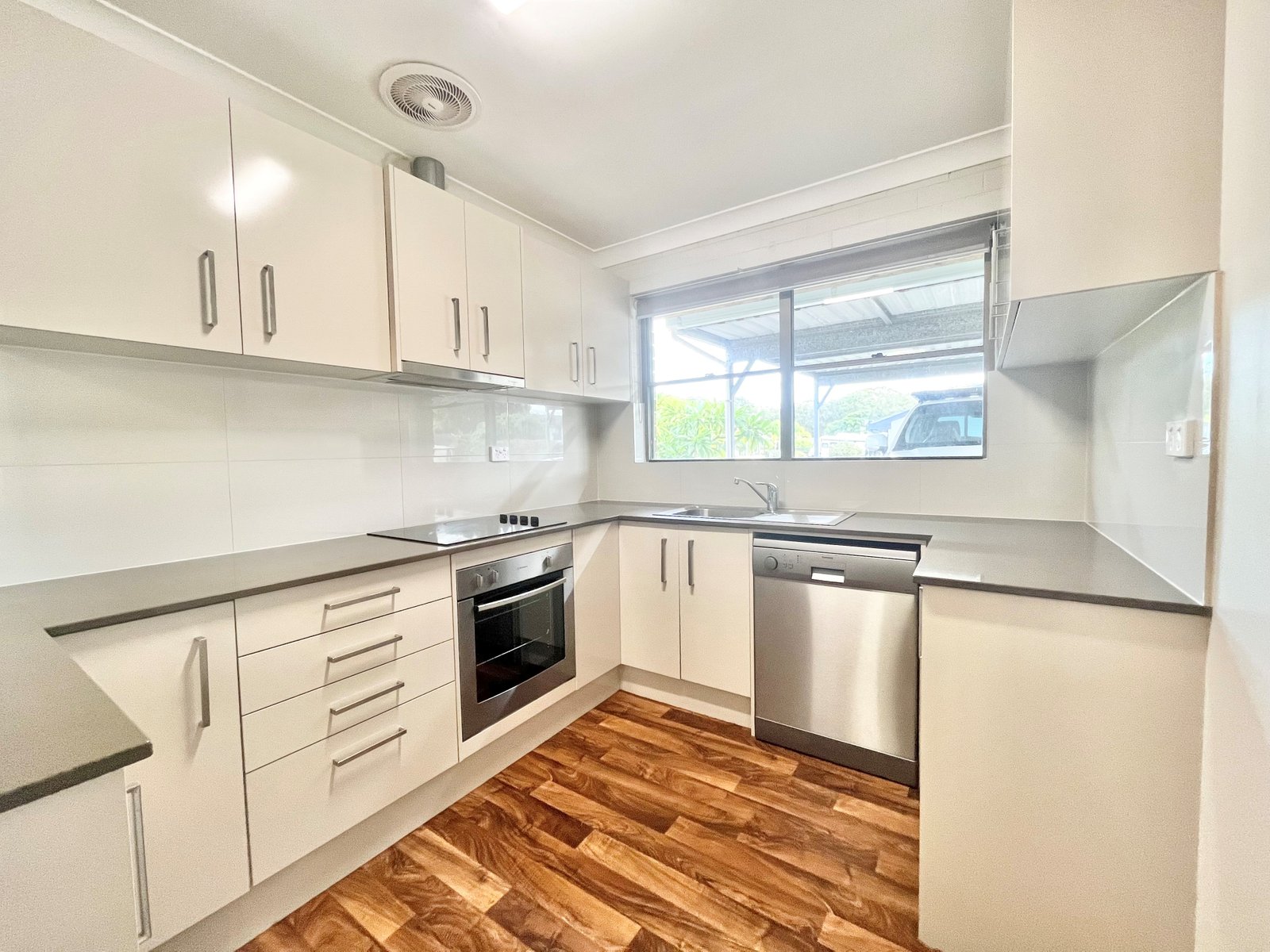 1/2 Kemp Street SALAMANDER BAY 3