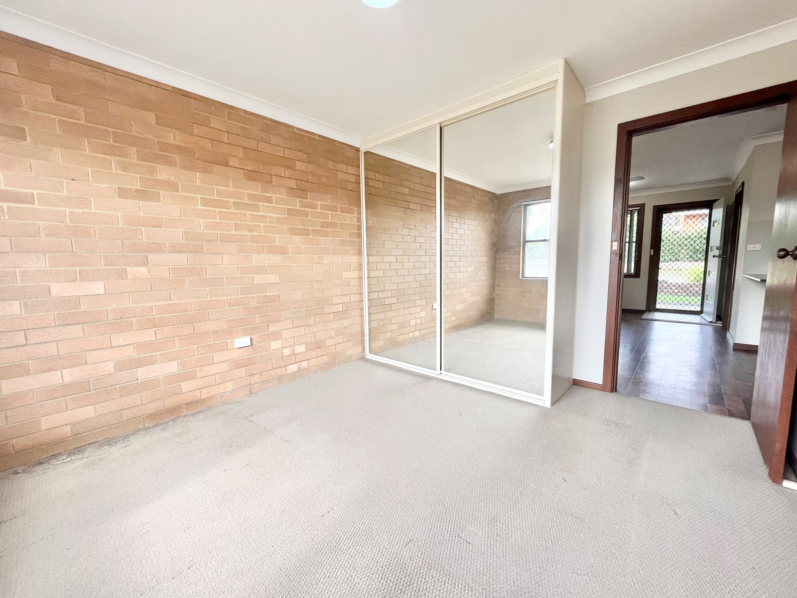 1/2 Kemp Street SALAMANDER BAY 8